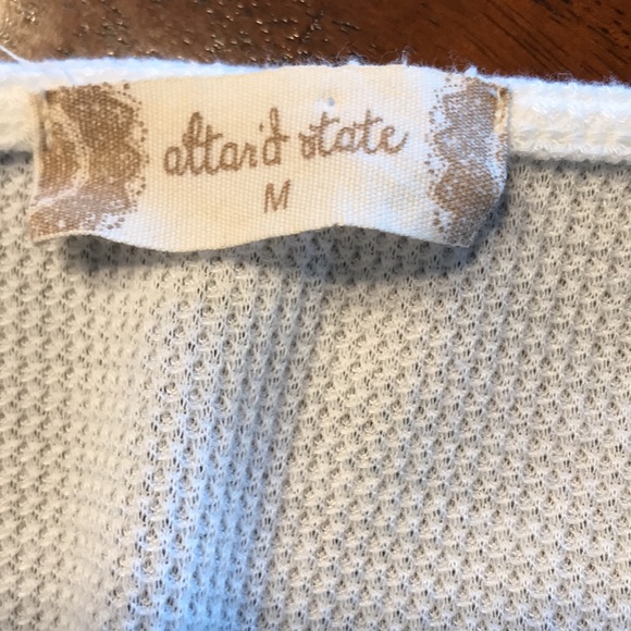 Altar’d State Crop Top - Picture 5 of 8